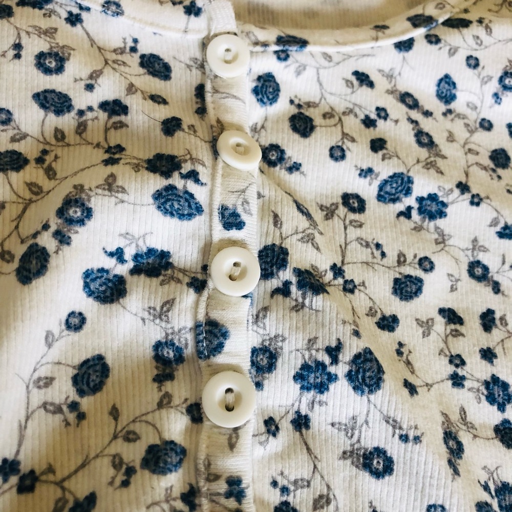 Flower Crop Top - Picture 6 of 9